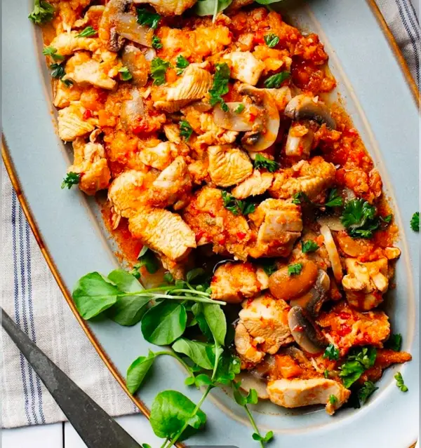 Pollo a la huertana